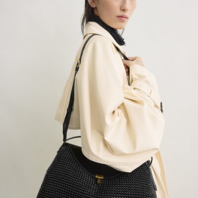 Toteme T-lock woven-leather top handle black - Image 2