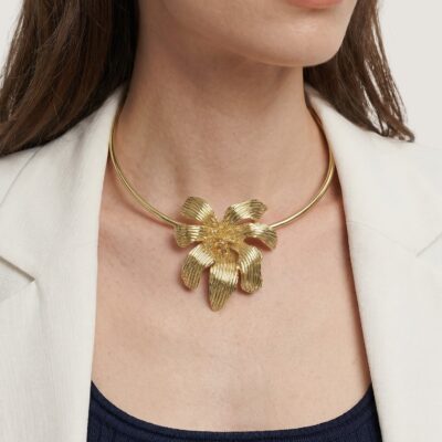 Veronica Beard Flower Collar Necklace — Gold - Image 2
