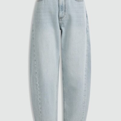 Aje Stevie Barrel Ankle Jean — LIGHT WASH BLUE - Image 2