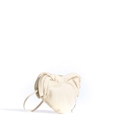 Anonymous Copenhagen Zally petite heart bag Shiny lamb White sand - Image 2