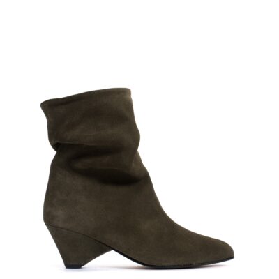 Anonymous Copenhagen Vully 50 triangle Calf suede Moss green — 35 - Image 1