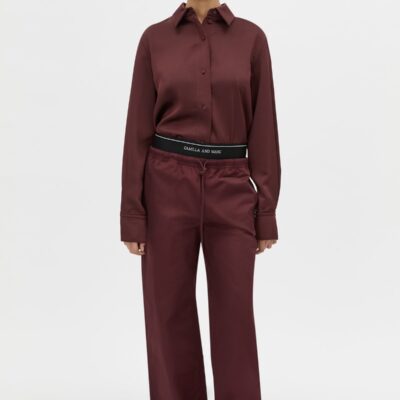Camilla and Marc Dia Elastic Detail Pant — burgundy - Image 1