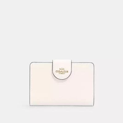 Coach Women's Medium Corner Zip Wallet in Gold/chalk | Leather