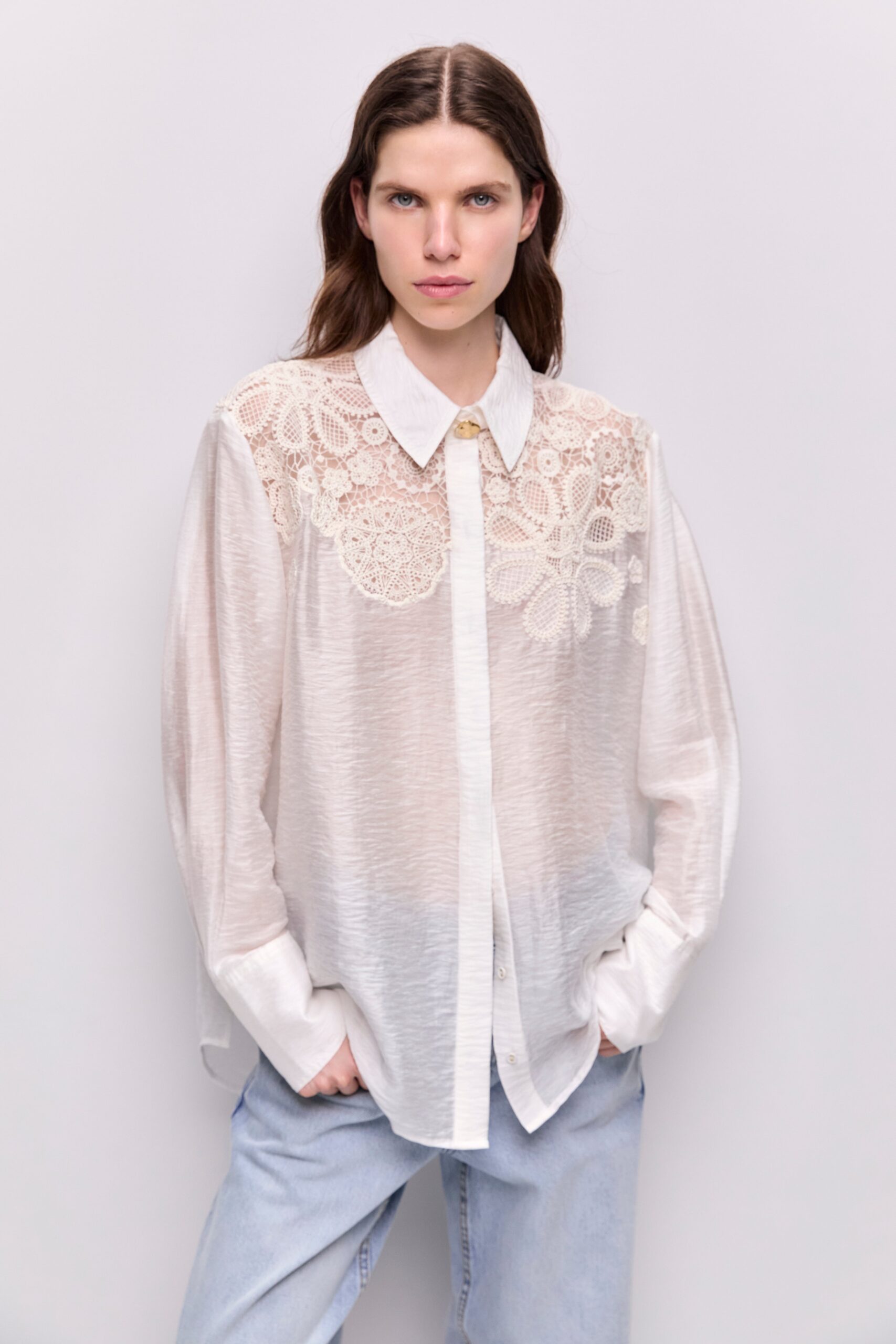 MNAJE300826190239047_3 Aje Gia Embroidered Shirt - Image 3