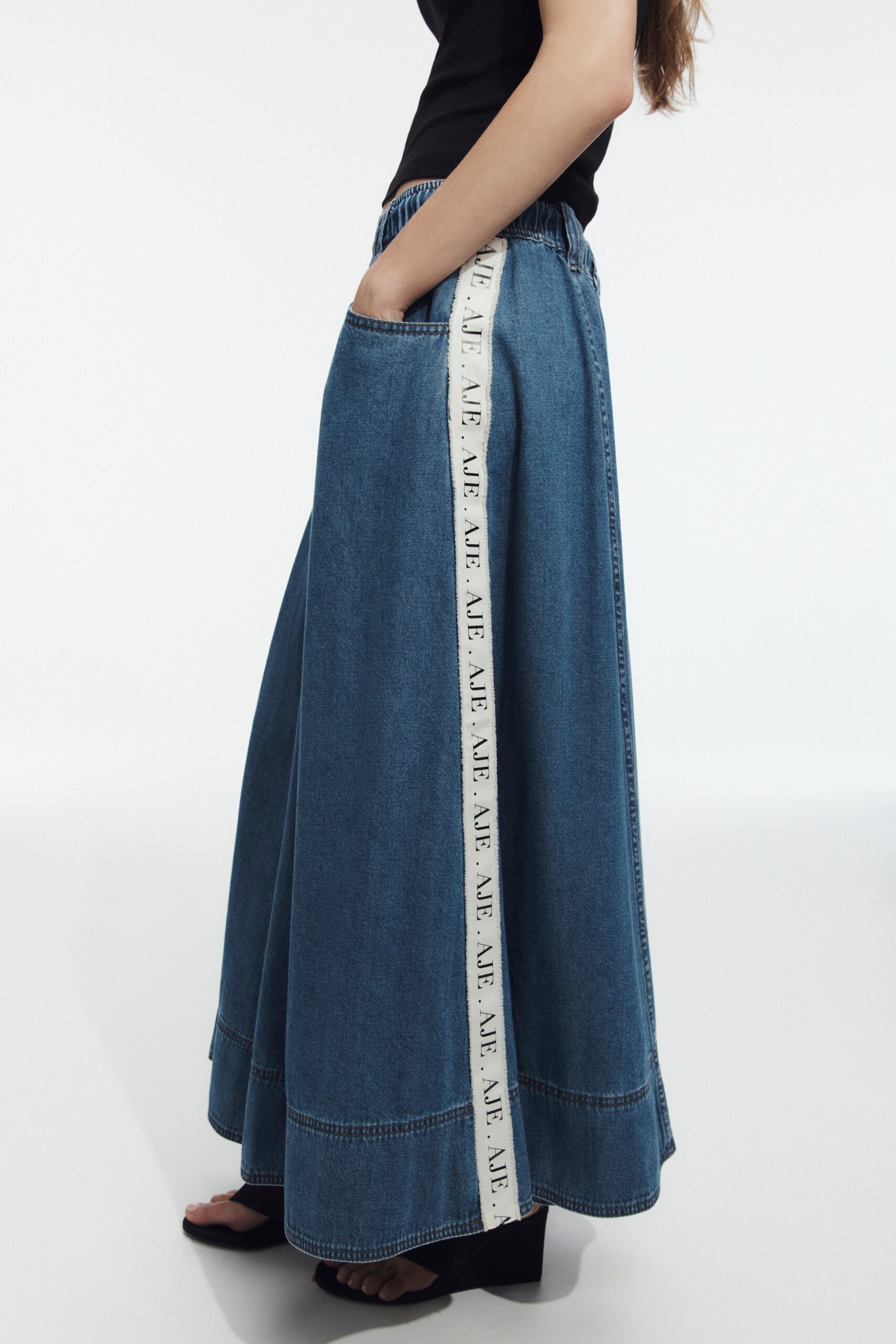 MNAJE300826190239153_3 Aje Caserta Logo Denim Midi Skirt - Image 3