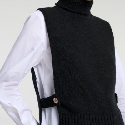 Barrie Cashmere Plastron With Gold Buttons - Image 2