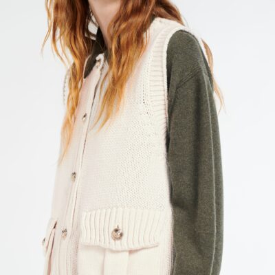 Barrie Chunky Sleeveless Cardigan With Gold Buttons - Image 2