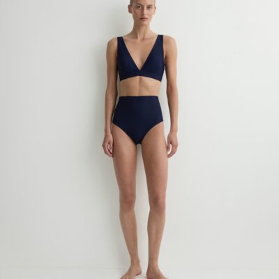 Bondi Born Lya Bikini Top - Navy (Sculpteur®) - Image 1