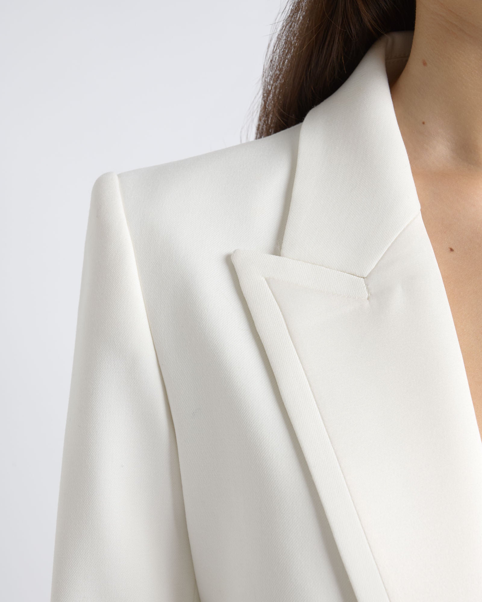 MNCUE260826054018018_3 Cue Single Breasted Satin Lapel Blazer - Image 3