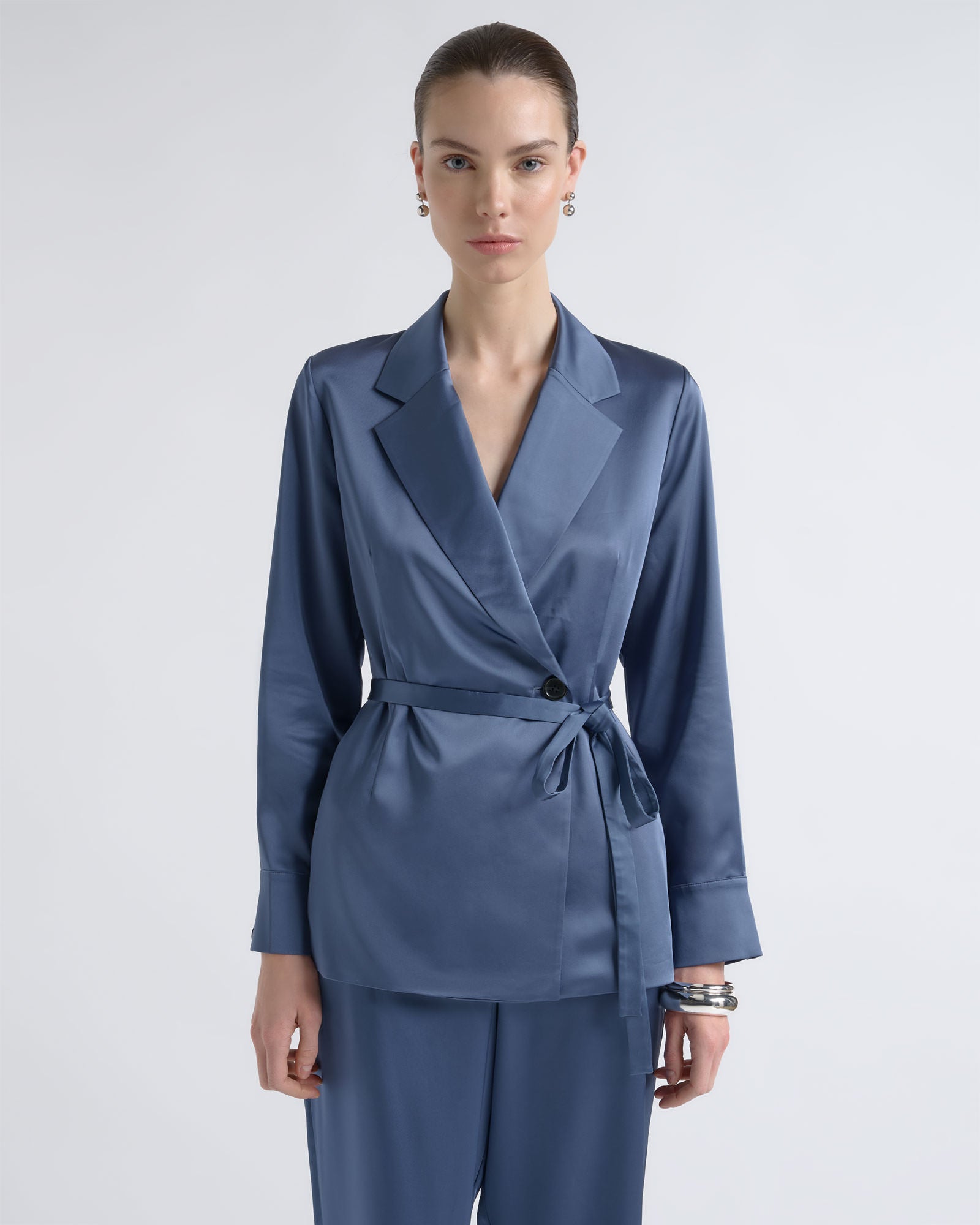 MNCUE260826054018027_2 Cue Satin Tie Belt Shirt - Image 2
