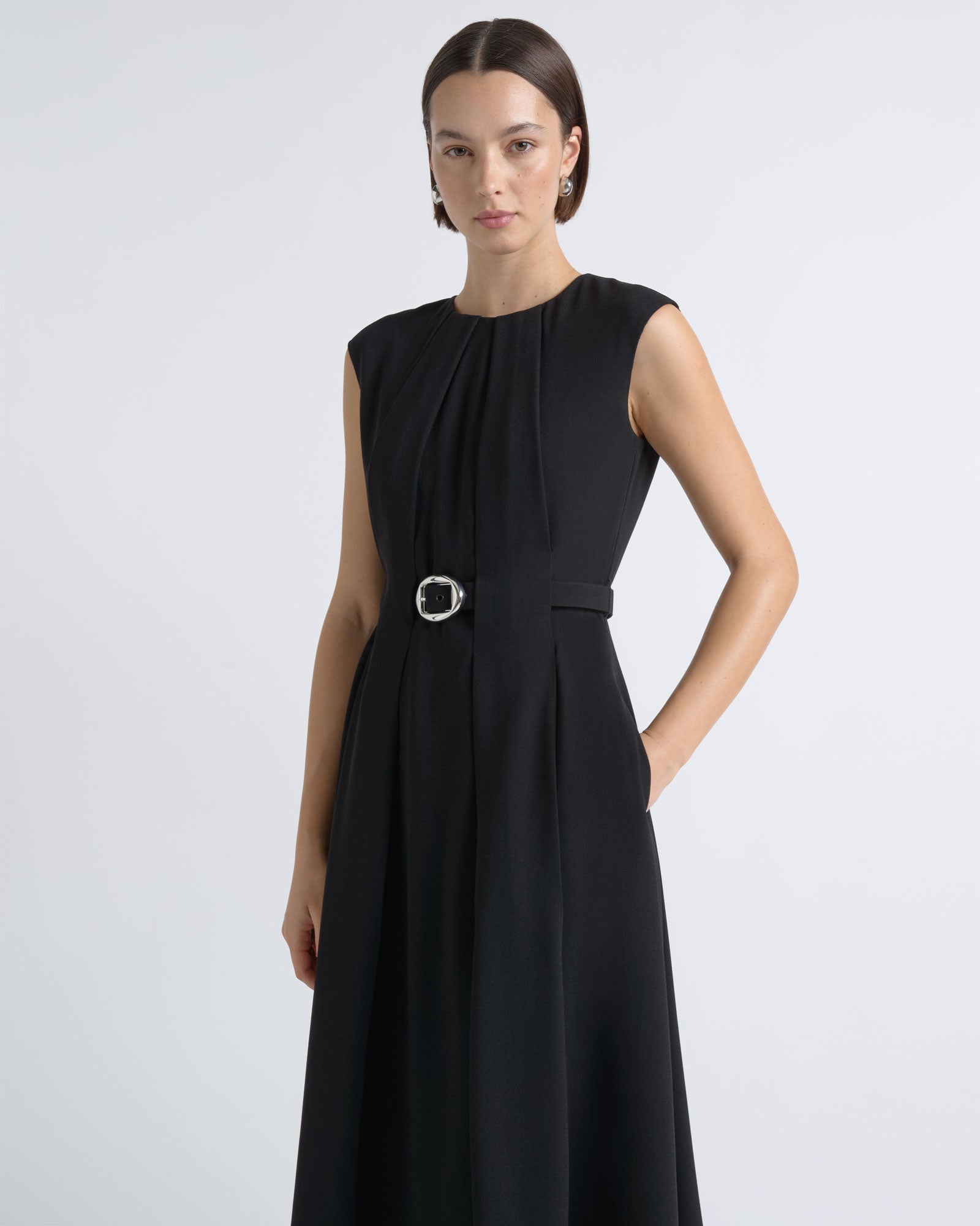 MNCUE260826054018037_2 Cue Recycled Crepe Sculpted Midi Dress - Image 2