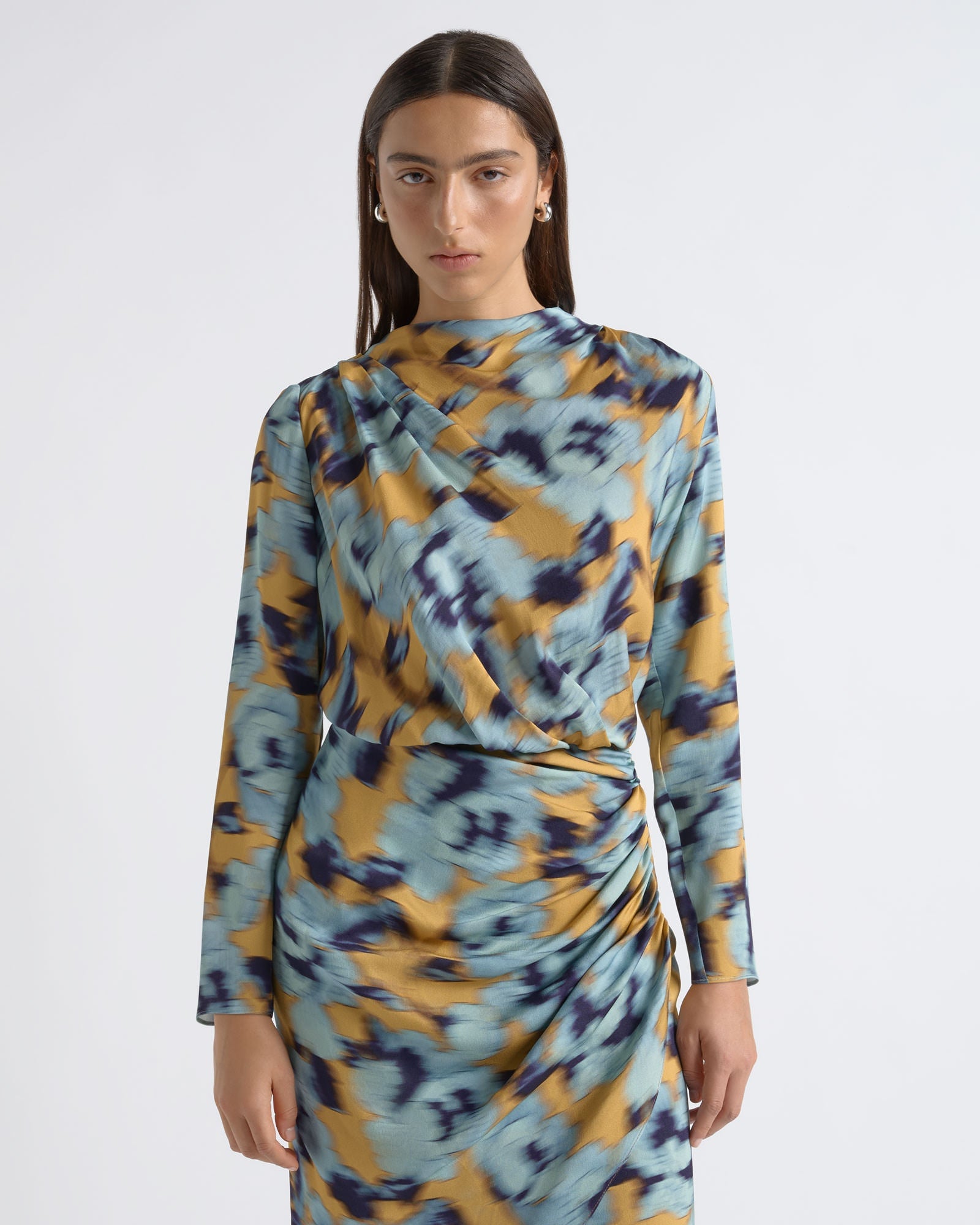 MNCUE260826054018079_2 Cue Blurred Floral Gathered Dress - Image 2