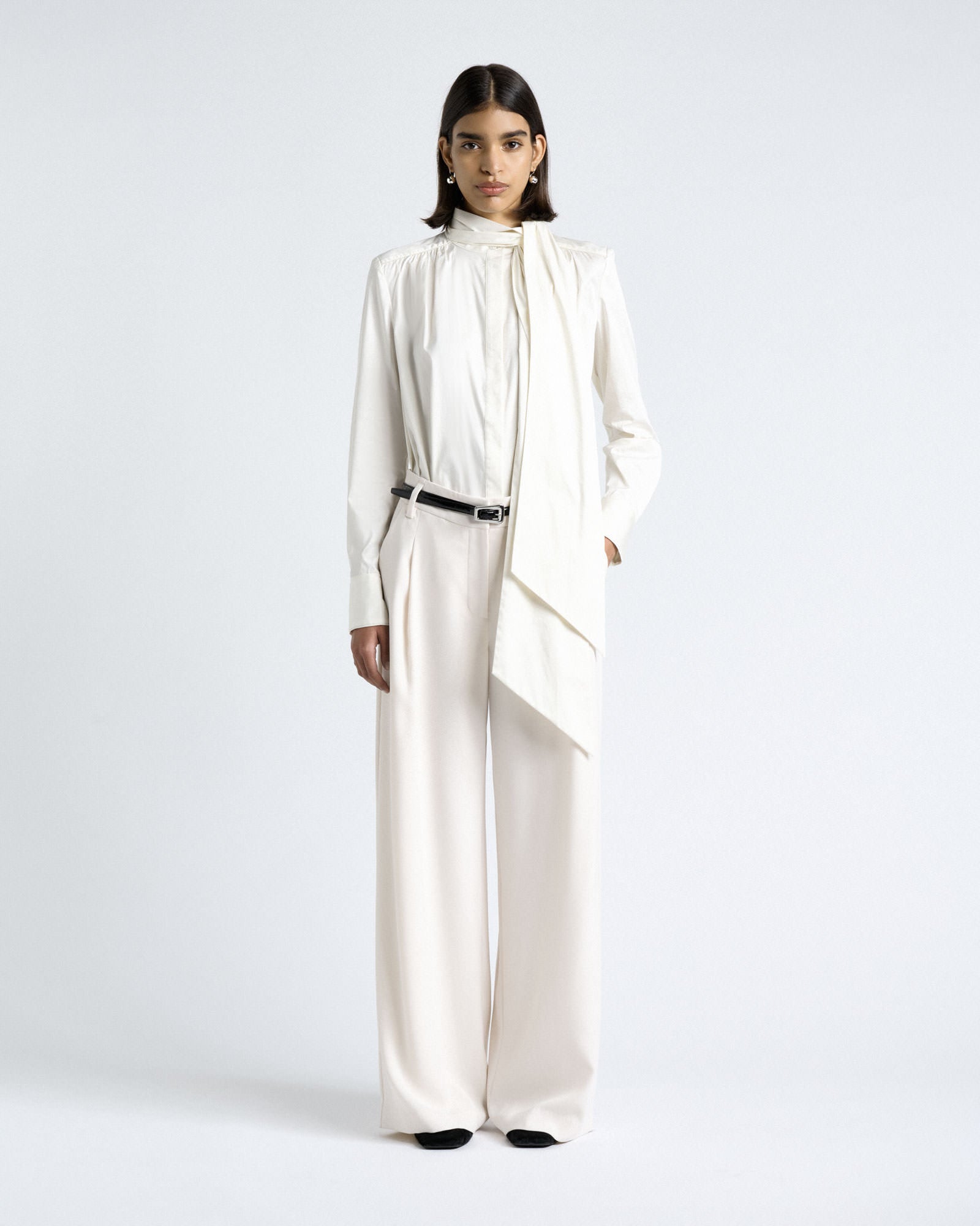 MNCUE260826054018089_2 Cue Stretch Cotton Blouse - Image 2