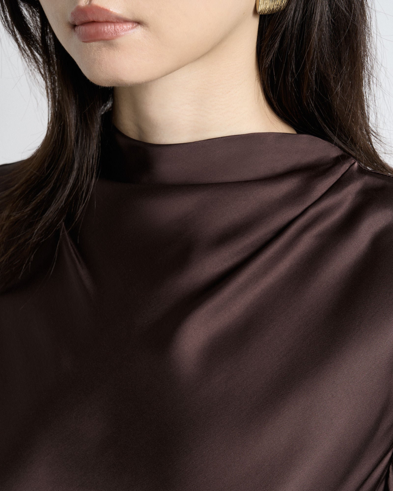 MNCUE260826054018095_3 Cue Satin Long Sleeve Top - Image 3