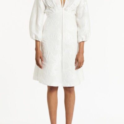 Carla Zampatti White Mesh Jacquard Midi Dress - Image 1