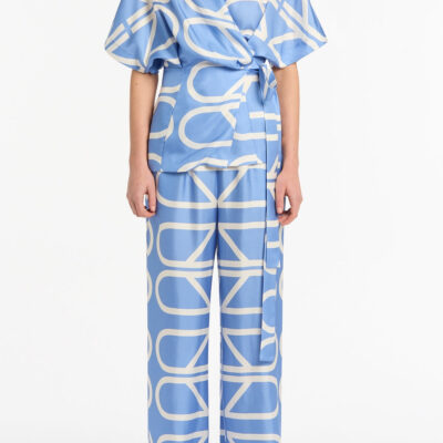 Carla Zampatti Pacific Blue and Ivory Grid Silk Relaxed Wrap Top - Image 1