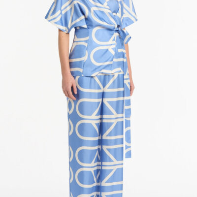 Carla Zampatti Pacific Blue and Ivory Grid Silk Relaxed Wrap Top - Image 2