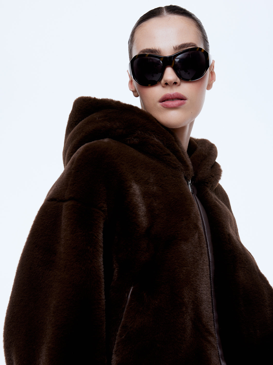 MNENP170826005234010_2 Ena Pelly Willa Faux Fur Zip Thru Hoodie - Image 2