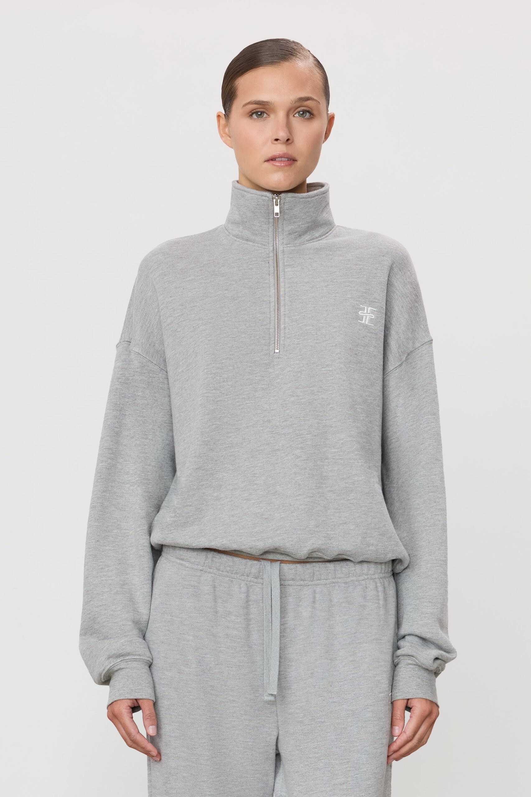 MNETR140826072101035_2 Eterne Oversized Half-zip Sweatshirt - Image 2