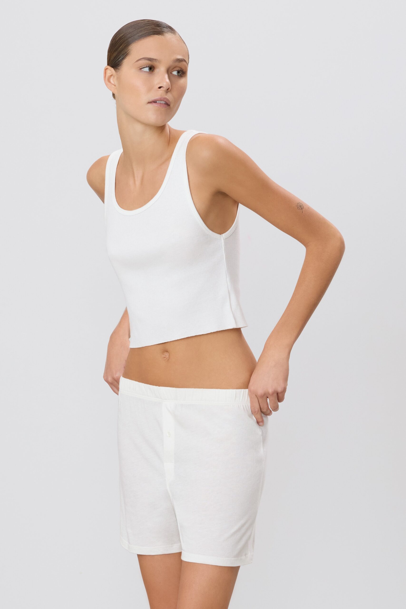 Eterne Cropped Scoop Neck Tank - Image 3