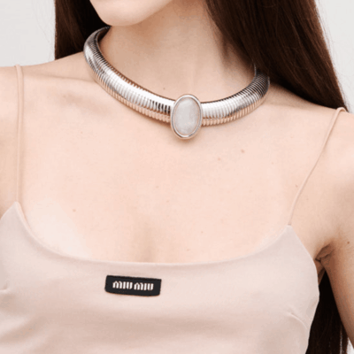 Julietta Opyum Necklace - Image 2