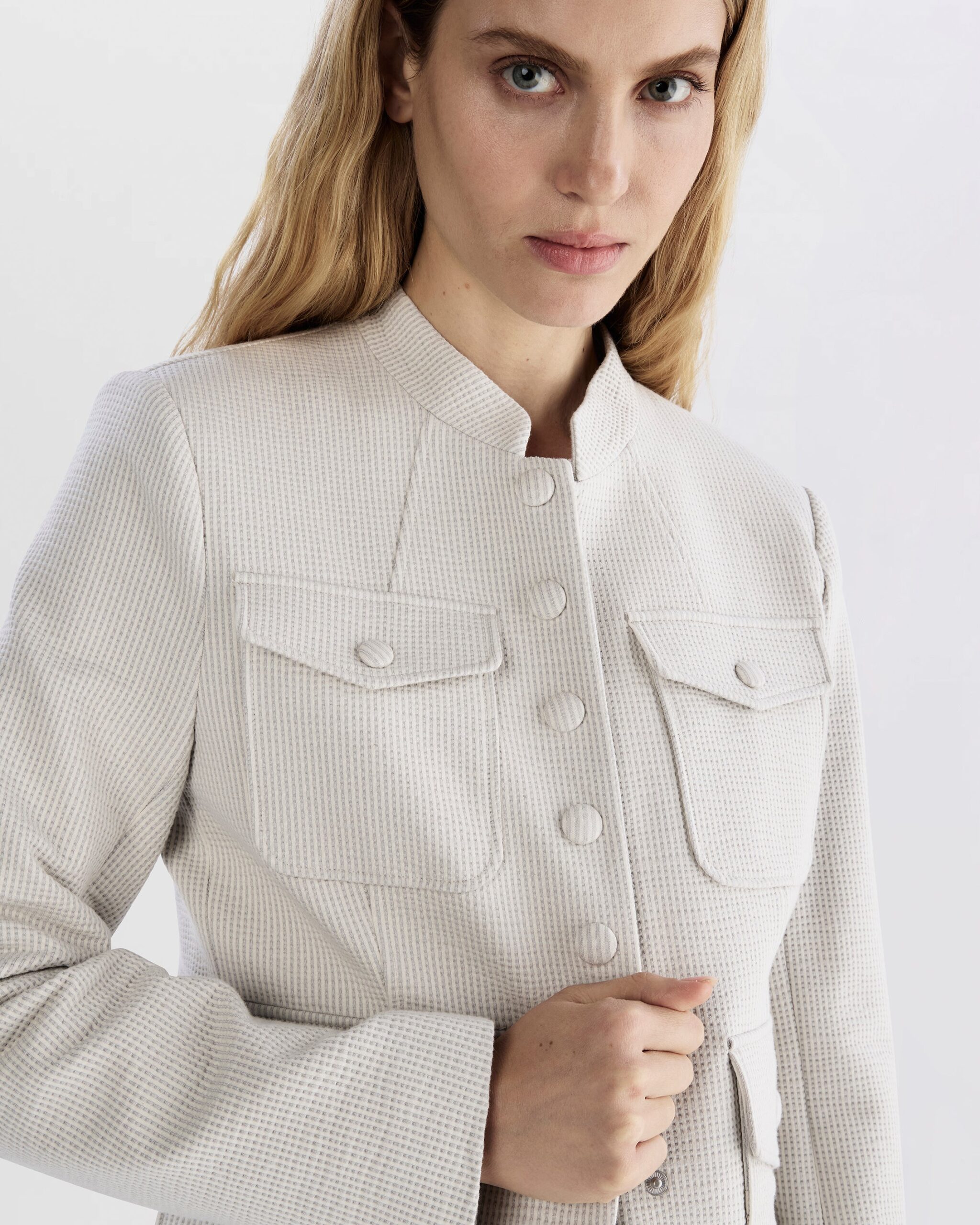 MNRA050826061606115_3 Rag & Bone Mercer Italian Textured Knit Blazer - Image 3