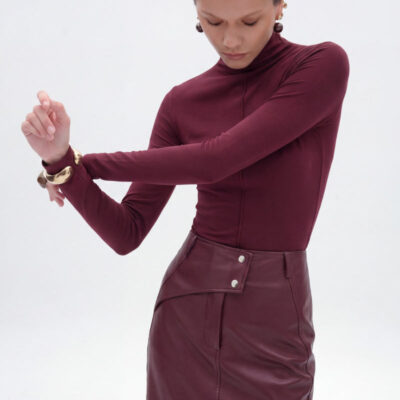 Suboo Theta Turtle Neck Long Sleeve Top - Image 2