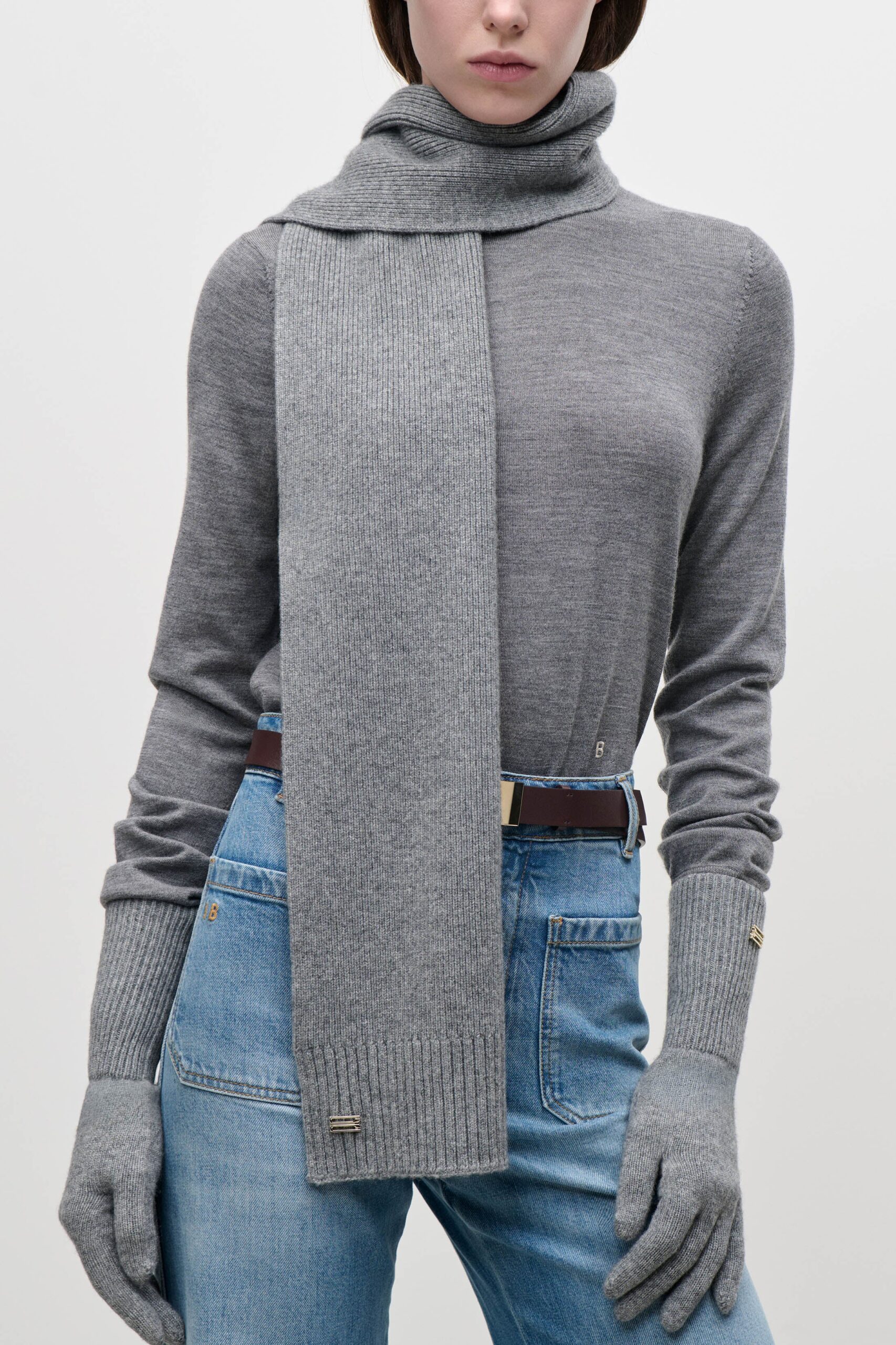 MNVBK140826065424045_2 Victoria Beckham Scarf - Image 2
