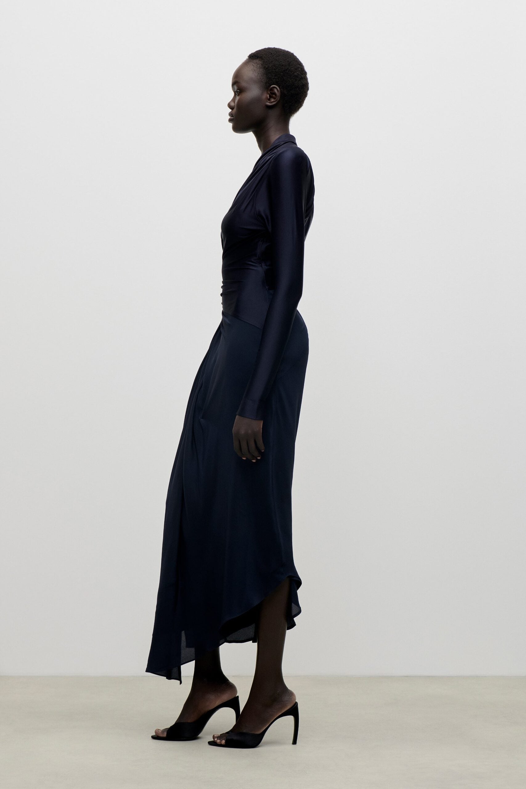 MNVBK140826065424082_2 Victoria Beckham Lea Midi Dress - Image 2
