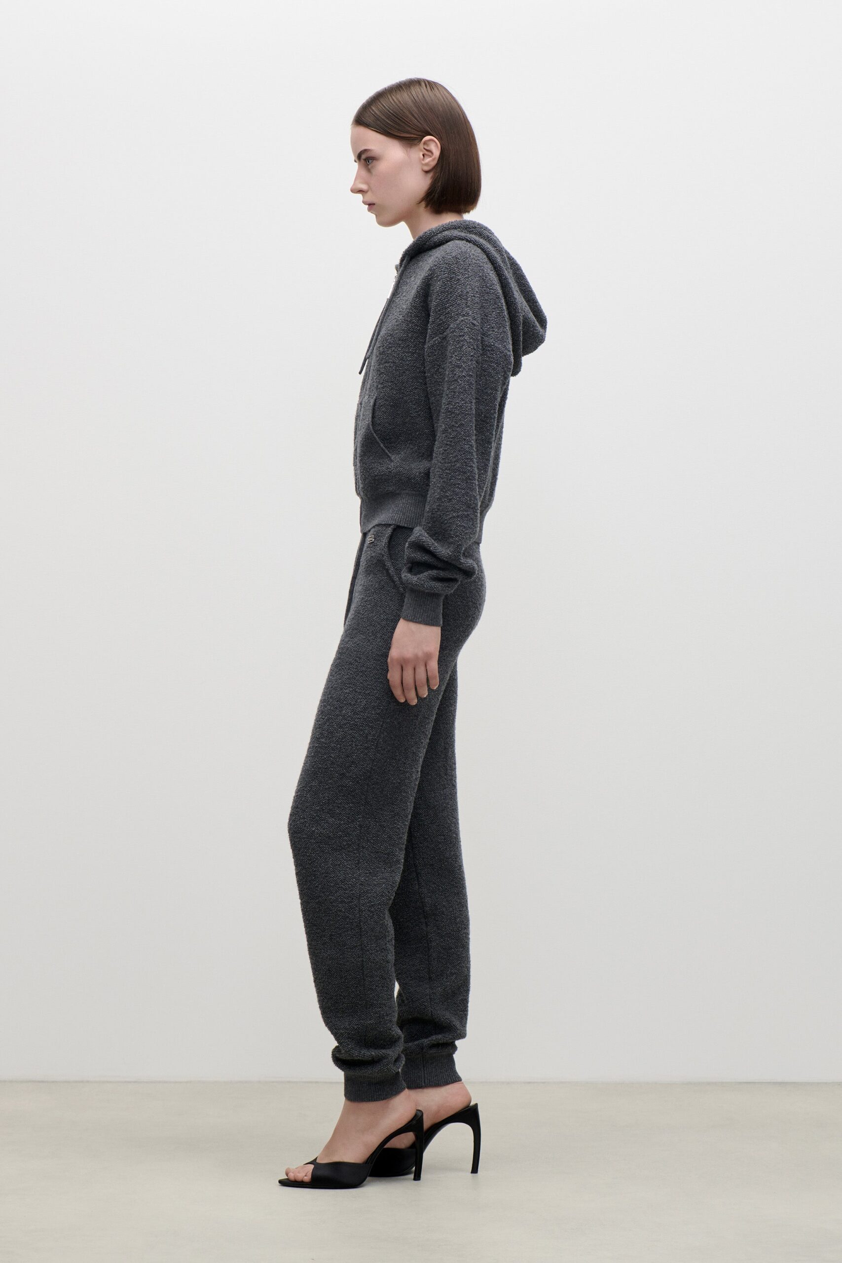 Victoria Beckham Isla Zipped Hoodie - Image 3