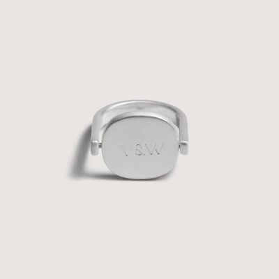 Viktoria & Woods V&W Mini Disc Ring - Image 1