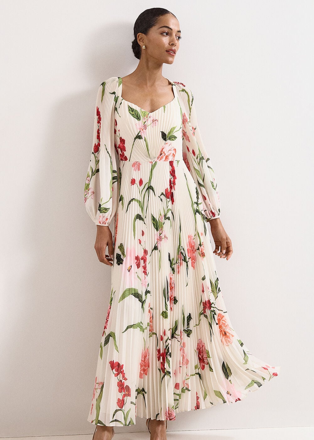 phase-eight-reanna-floral-pleated-maxi-dress-5 Phase Eight Reanna Floral Pleated Maxi Dress