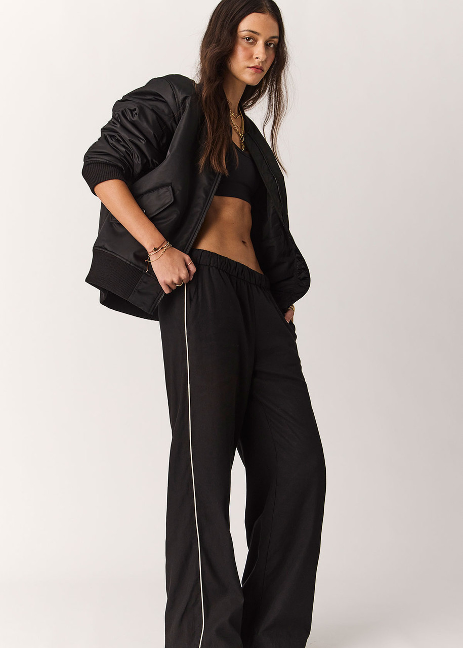 THE UPSIDE Noir Elita Pant