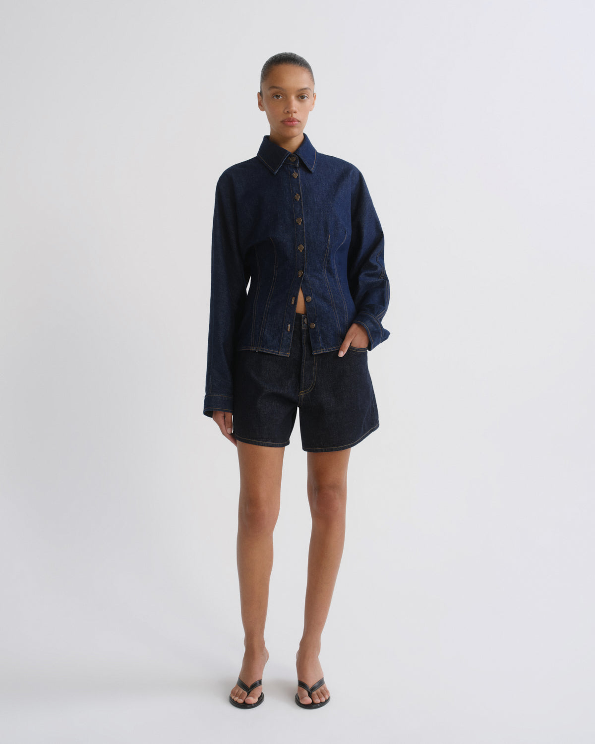 AGOLDE Leith Short (Weightless) - Image 1