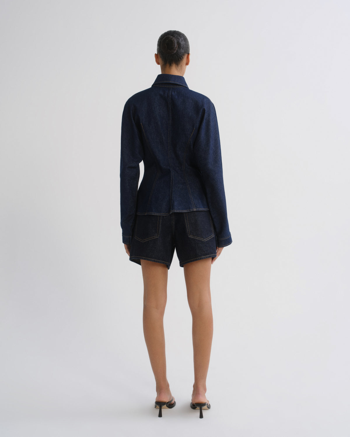 AGOLDE Leith Short (Weightless) - Image 2