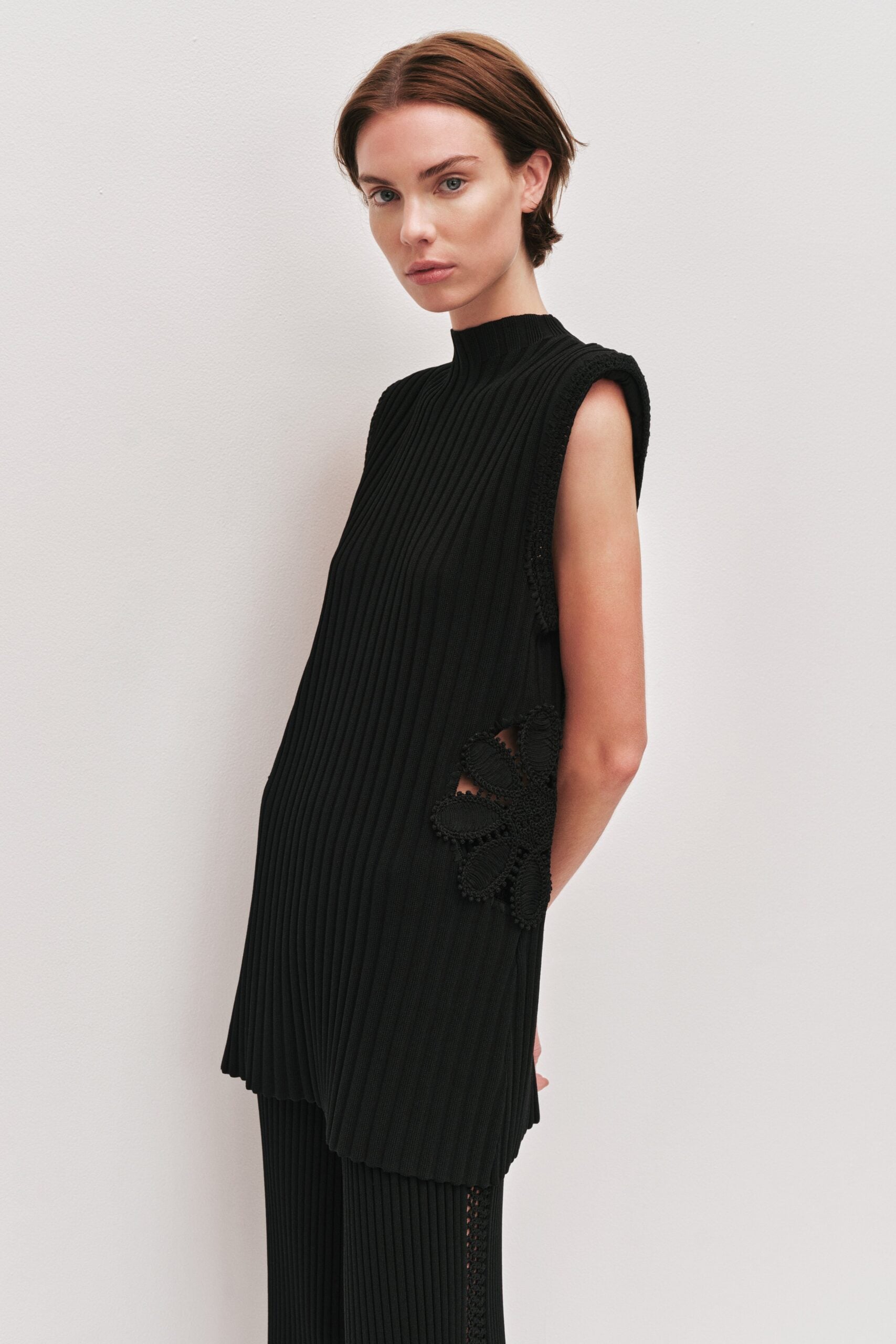 MNAJE200926190225110_3 Aje Daphne Knit Tunic - Image 3
