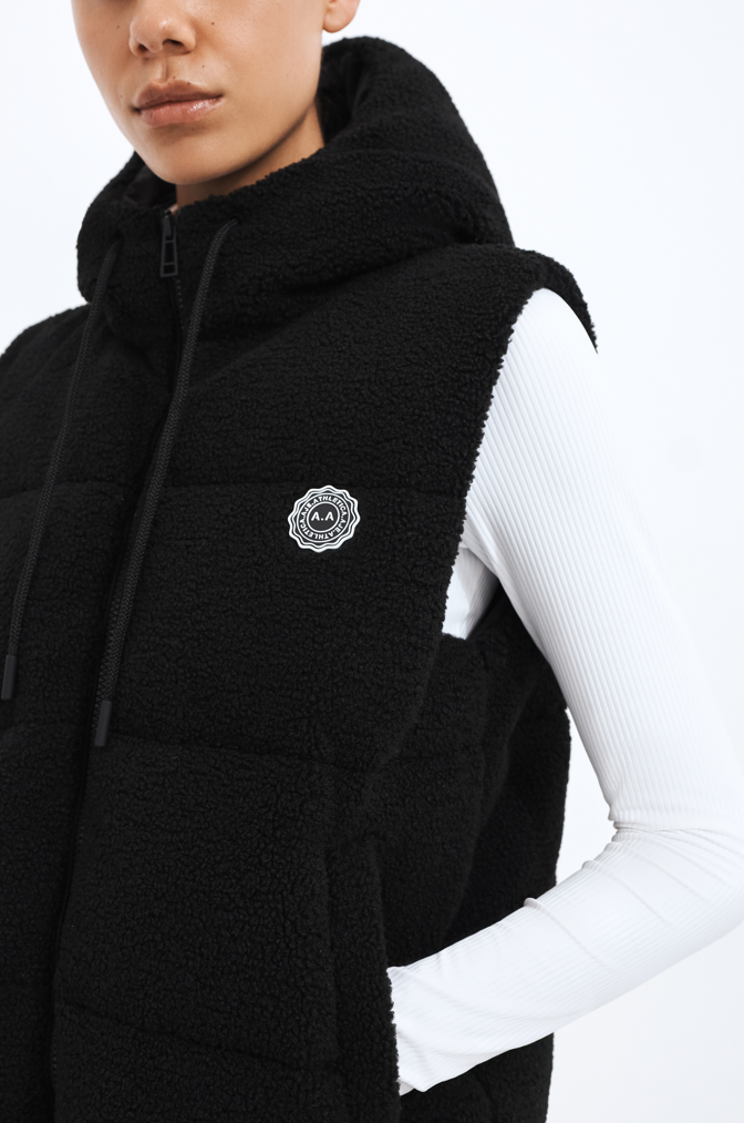 Aje Sherpa Sleevless Vest - Image 3