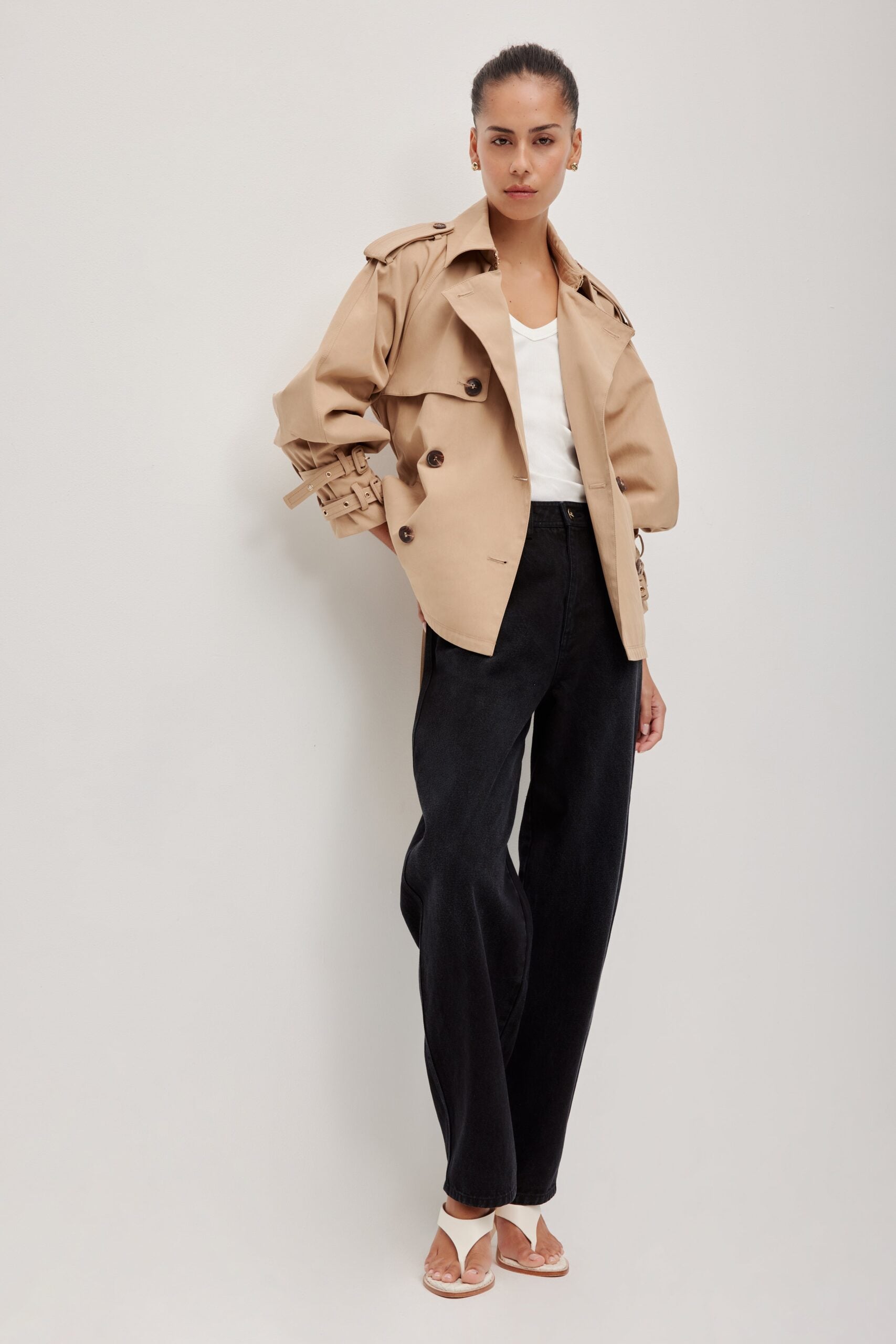 MNAJE270926190251150_3 Aje Aston Cropped Trench - Image 3