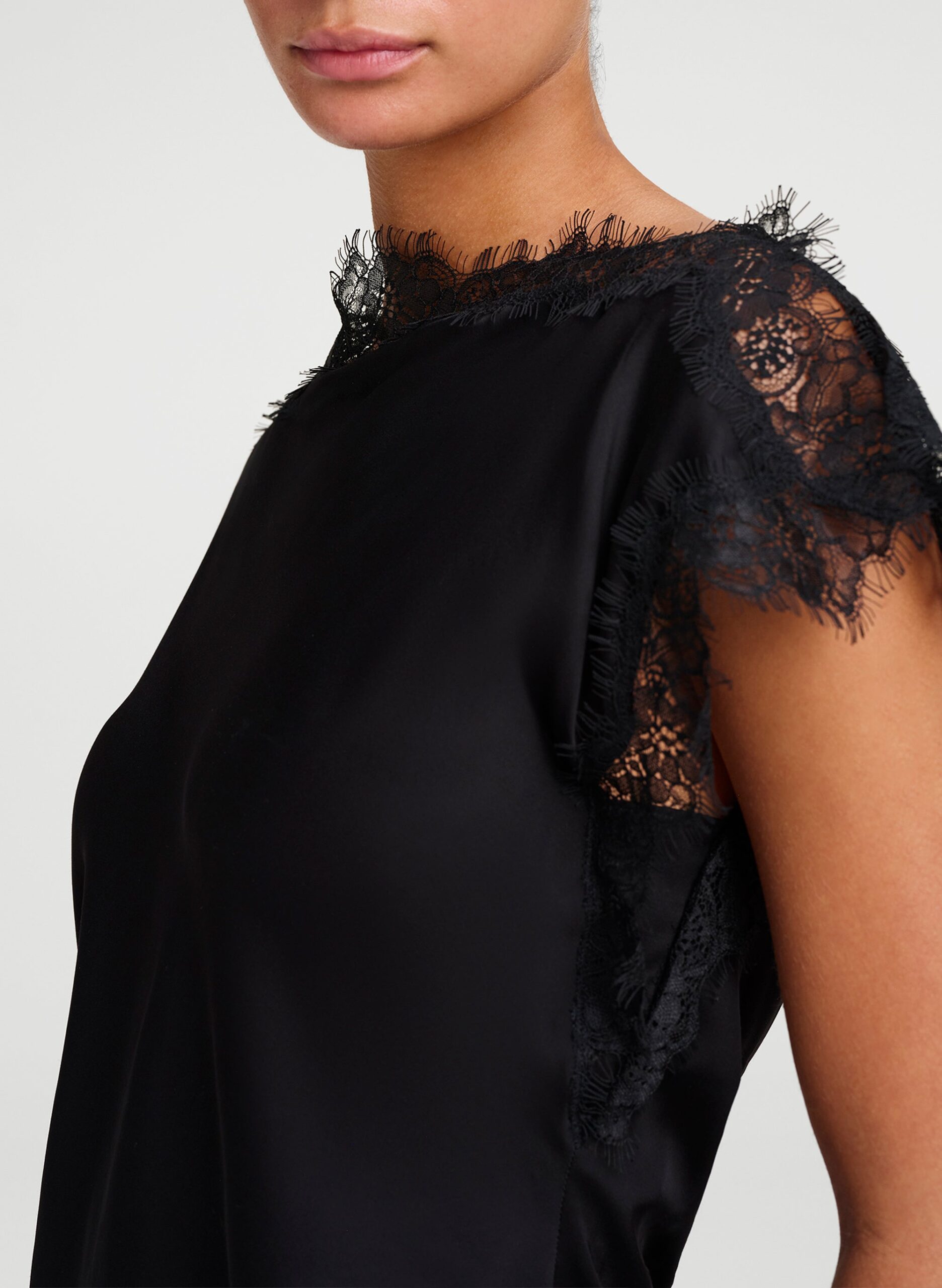 A.L.C. Luna Satin and Lace Top - Image 2