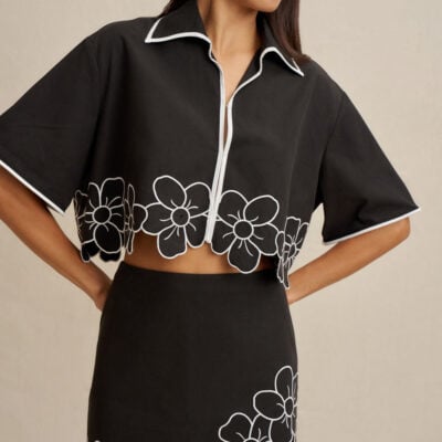 BY JOHNNY. Dahlia Crop Shirt - Image 2