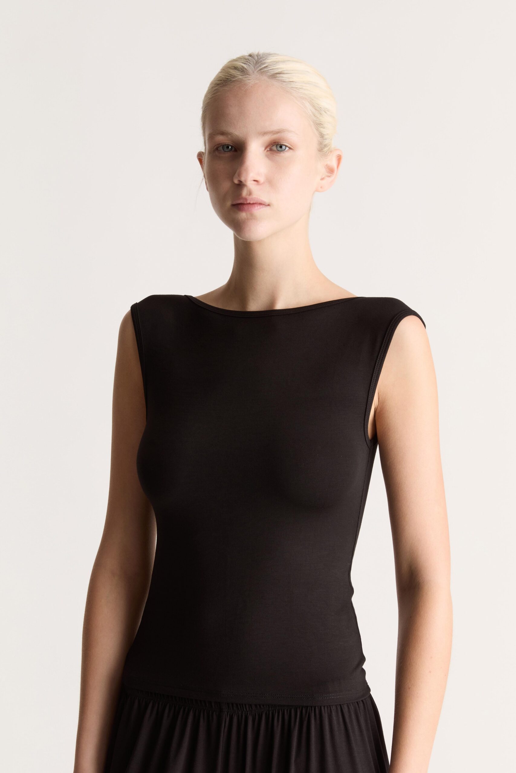 MNLM310826190832004_3 Lee Mathews Recline Bateau Sleeveless Tank - Image 3