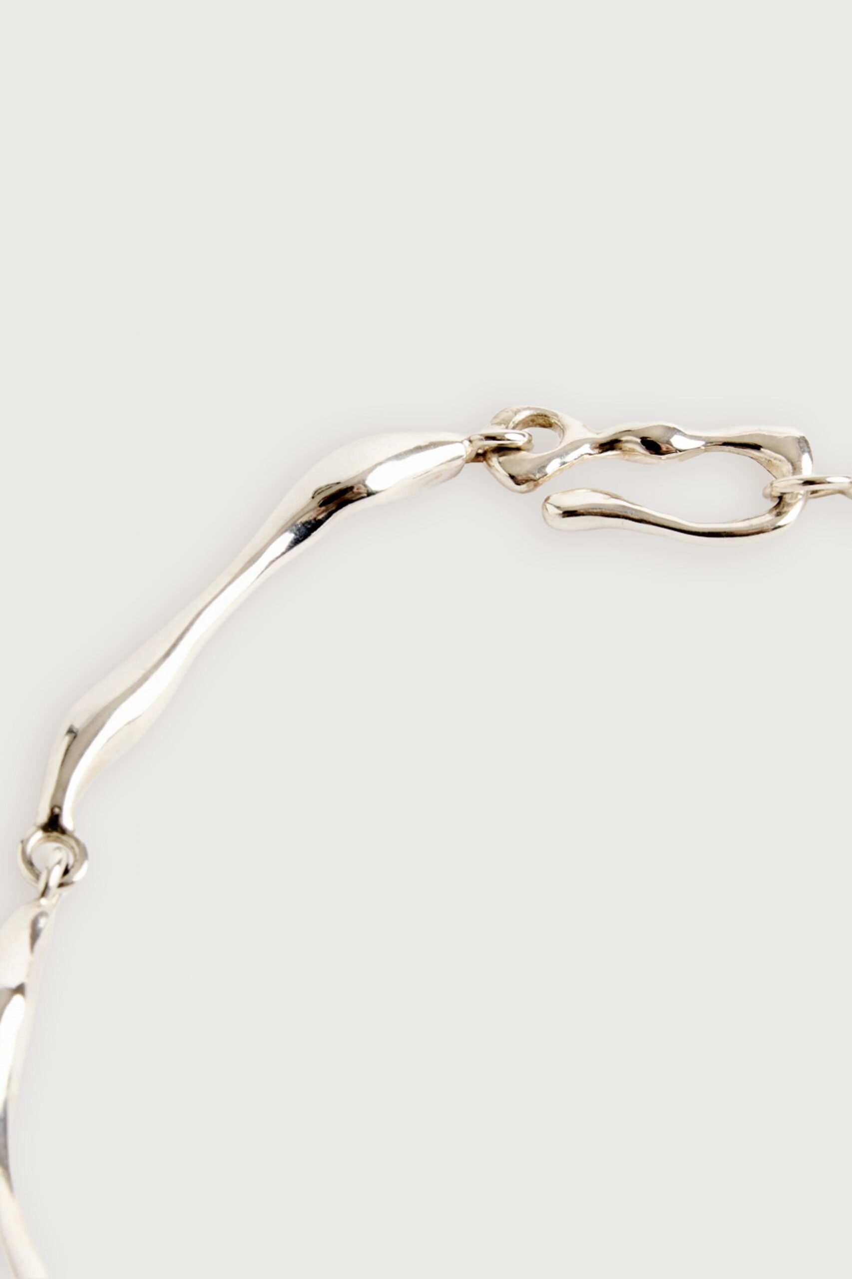 MNLM310826190832021_2 Lee Mathews Onda Bracelet - Image 2