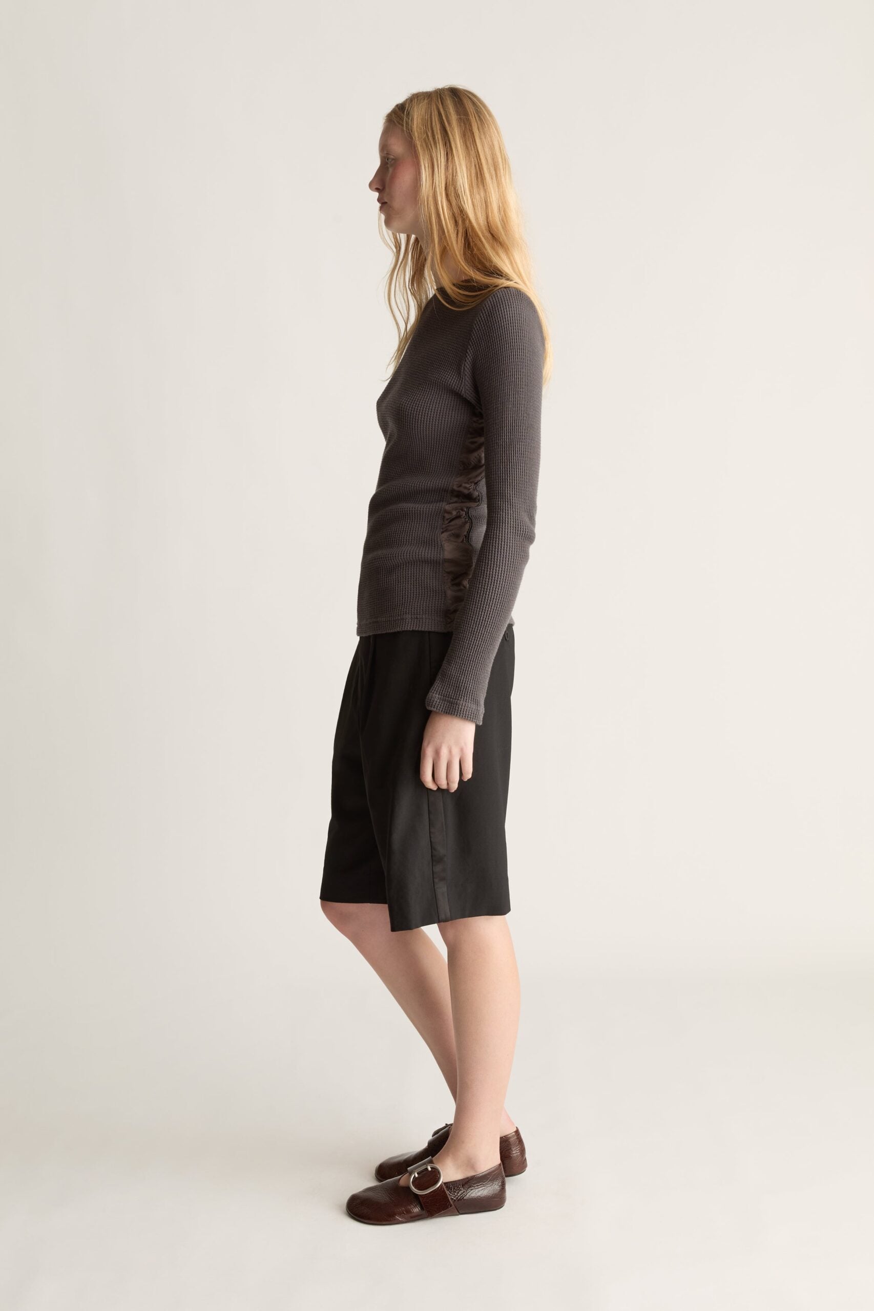 MNLM310826190832029_2 Lee Mathews Myles Wool Satin Stripe Short - Image 2