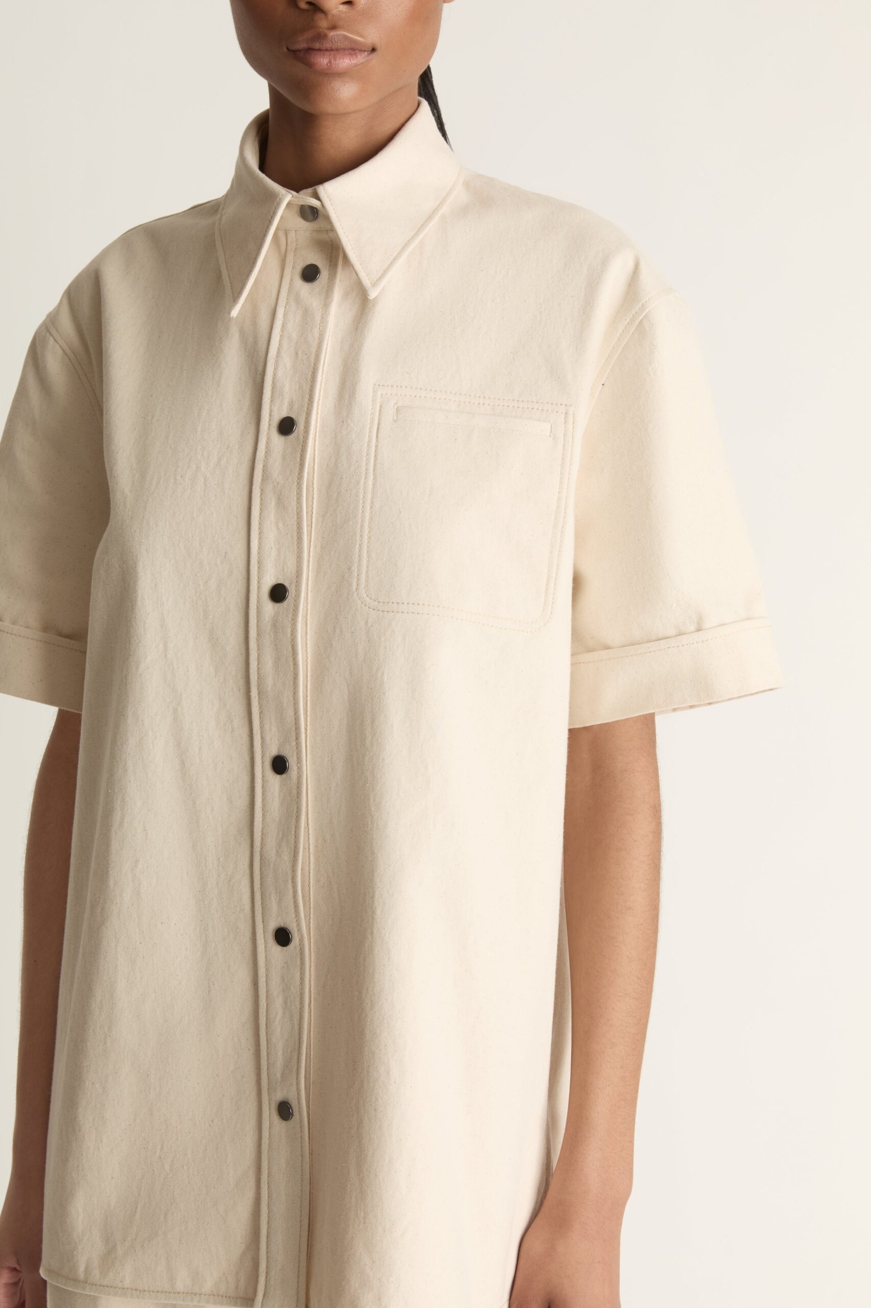 MNLM310826190832047_2 Lee Mathews Lenny Canvas SS Shirt - Image 2
