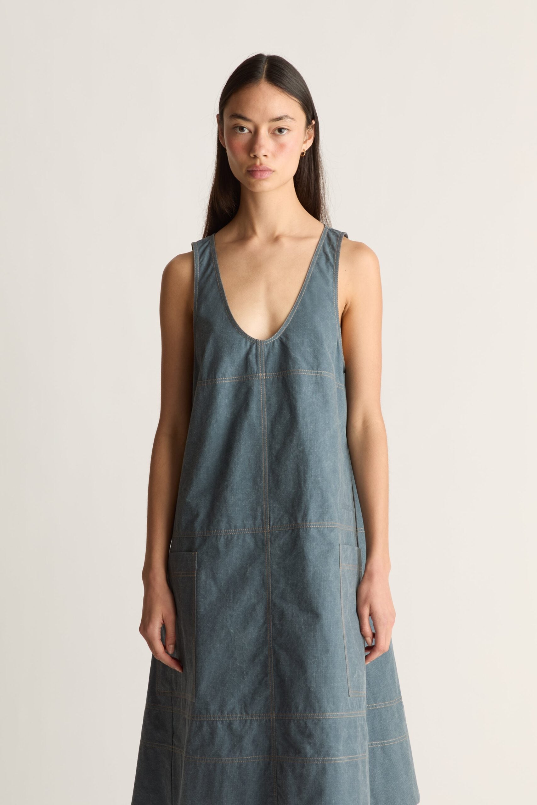 MNLM310826190832108_2 Lee Mathews Cecil Cotton Apron Dress - Image 2