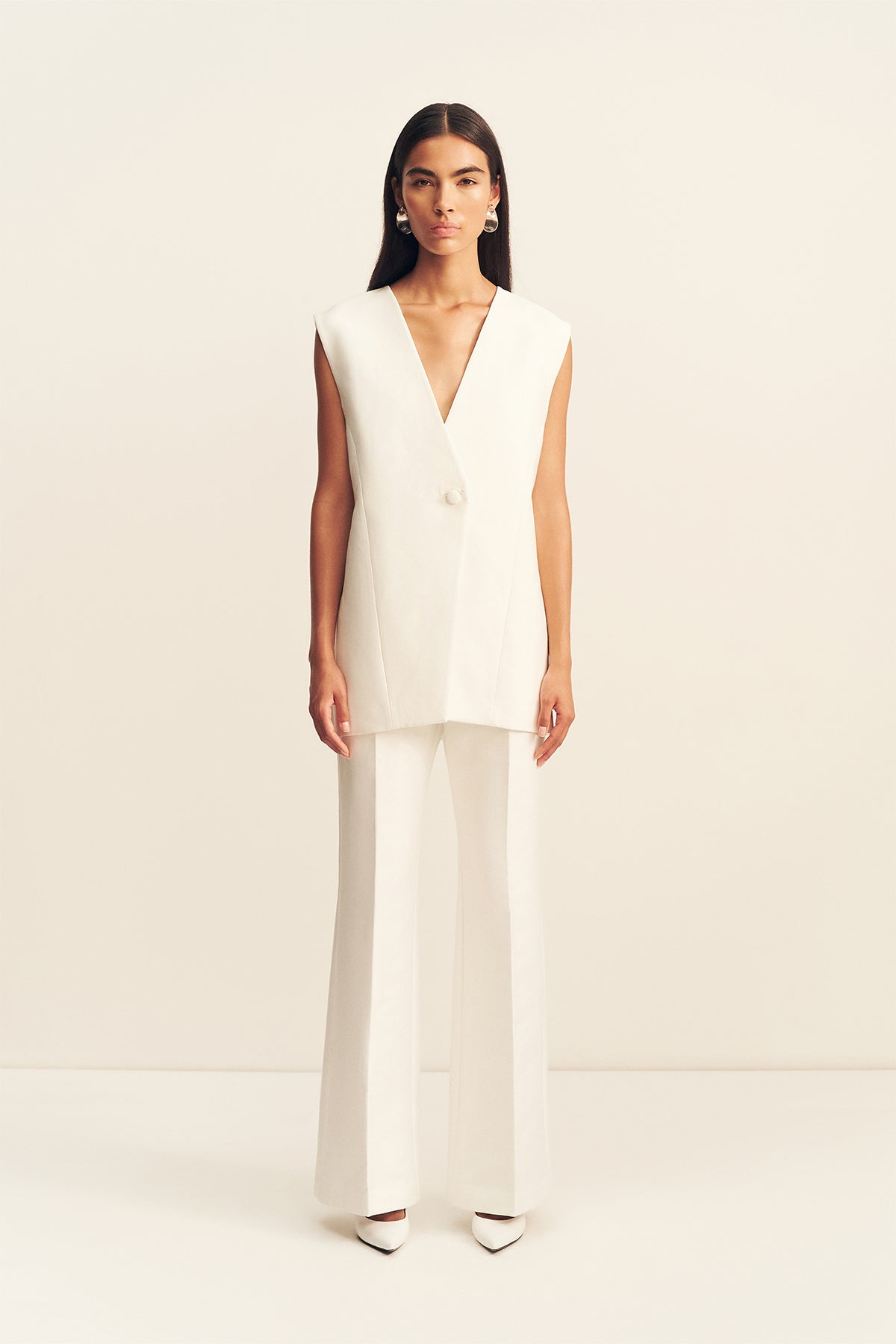 Shona Joy Otis Sleeveless Blazer - Image 1