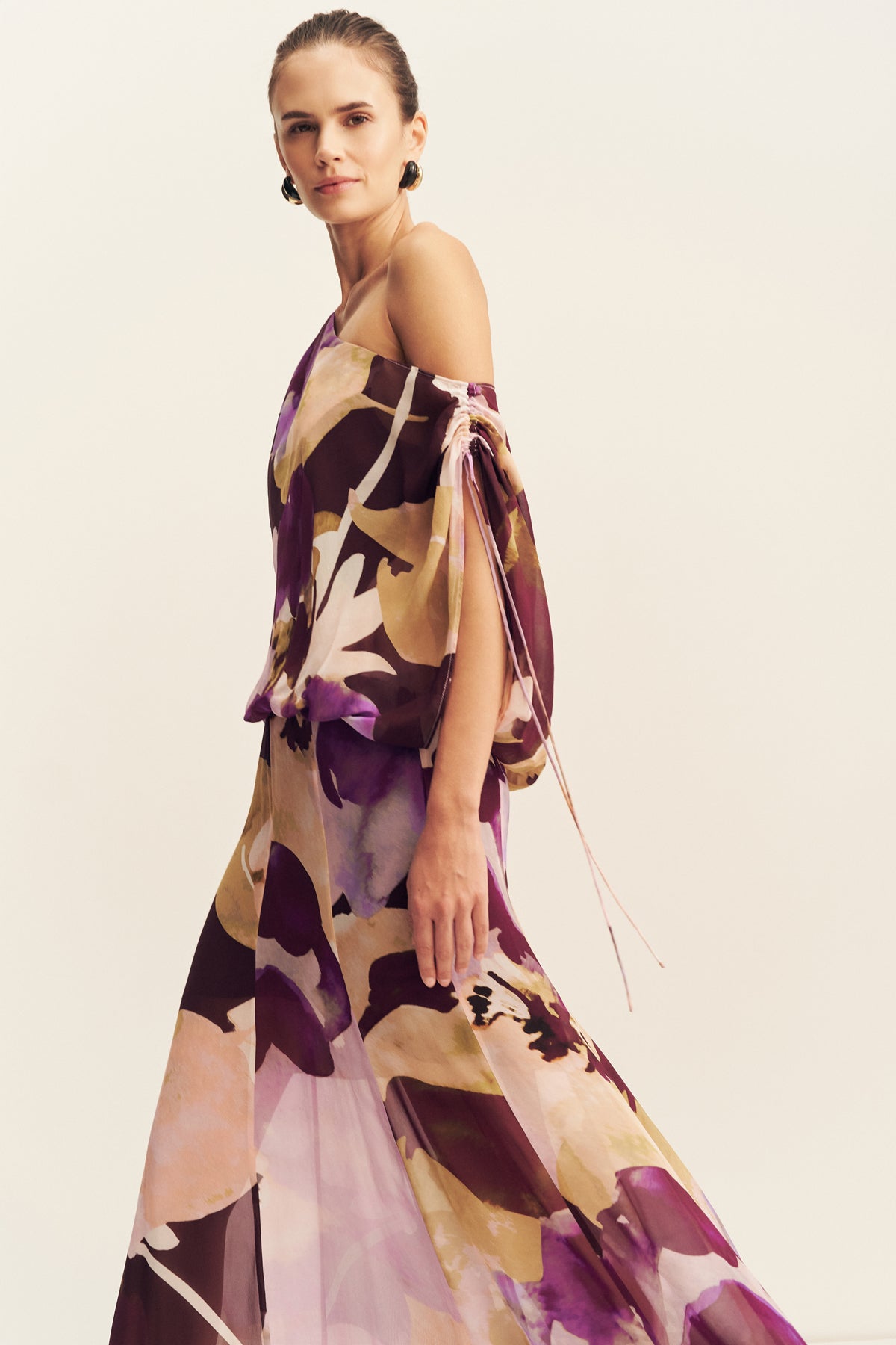 MNSJ140926213050081_2 Shona Joy Gia Off Shoulder Blouson Maxi Dress - Image 2