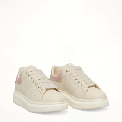ALEXANDER MCQUEEN Dumbo Leather Larry Sneaker in Off White/patcho White / 35