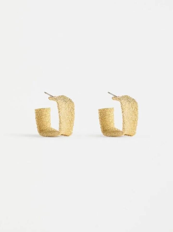 Elk Detta Hoop Earring