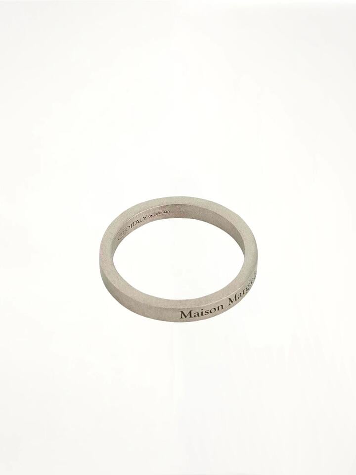 MAISON MARGIELA Margiela Logo Ring in Silver / 06